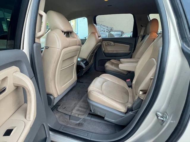 2011 Chevrolet Traverse 2LT