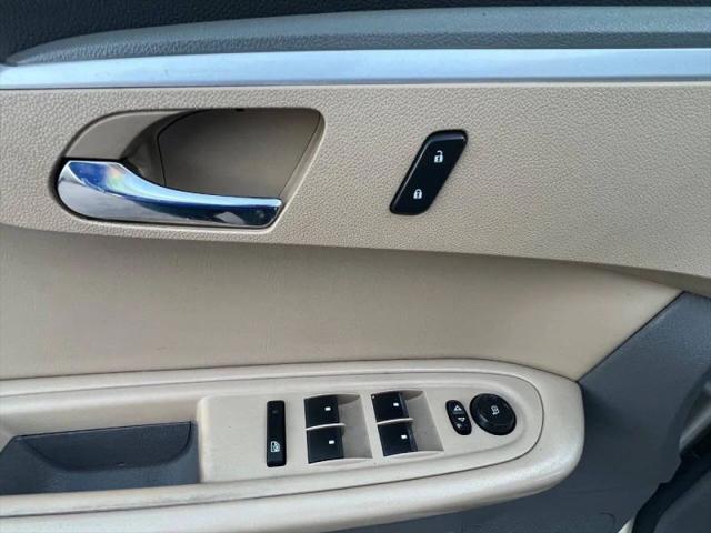 2011 Chevrolet Traverse 2LT