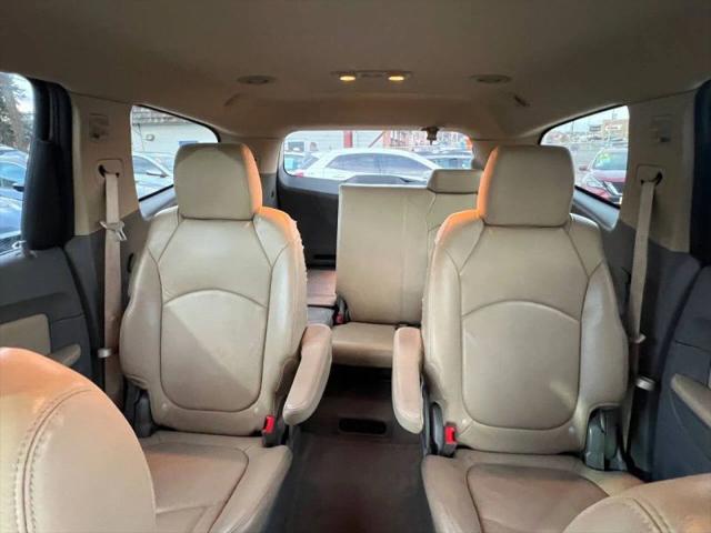 2011 Chevrolet Traverse 2LT