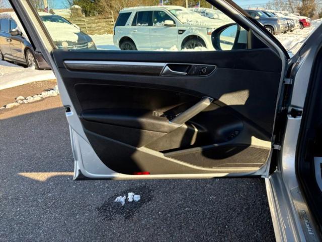 2016 Volkswagen Passat 1.8T SE