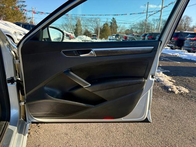 2016 Volkswagen Passat 1.8T SE