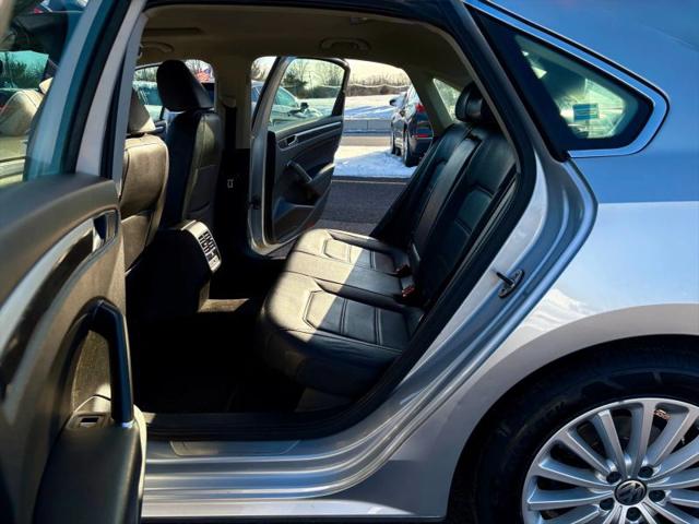 2016 Volkswagen Passat 1.8T SE