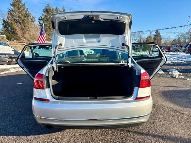 2016 Volkswagen Passat 1.8T SE