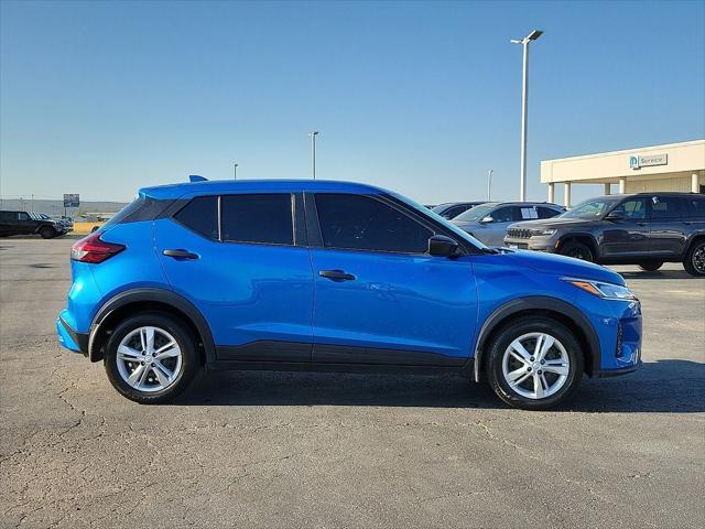 2023 Nissan Kicks S Xtronic CVT