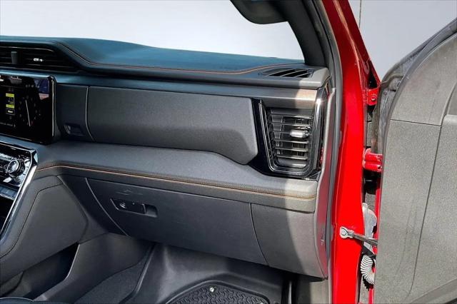 2025 GMC Sierra 1500 4WD Crew Cab Short Box AT4