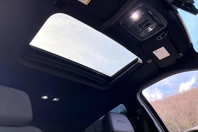 2025 GMC Sierra 1500 4WD Crew Cab Short Box AT4