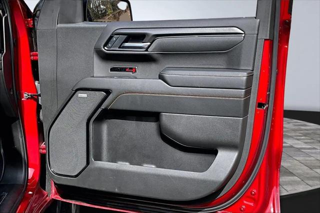 2025 GMC Sierra 1500 4WD Crew Cab Short Box AT4