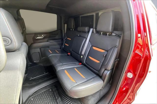 2025 GMC Sierra 1500 4WD Crew Cab Short Box AT4