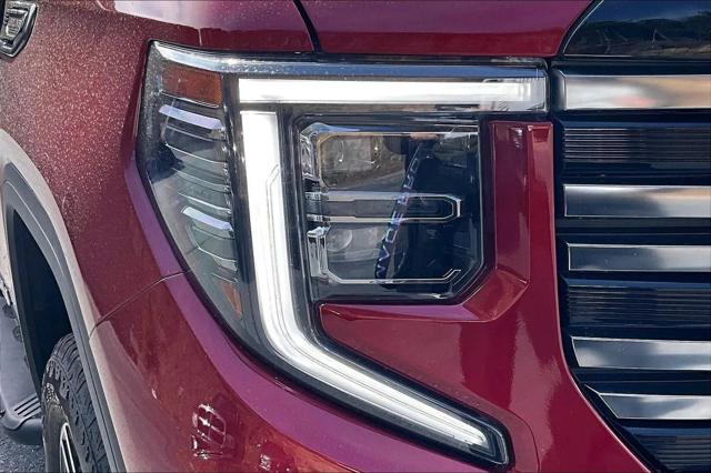 2025 GMC Sierra 1500 4WD Crew Cab Short Box AT4