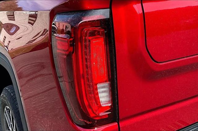 2025 GMC Sierra 1500 4WD Crew Cab Short Box AT4