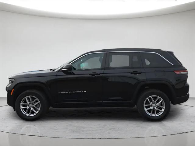 2026 Jeep Grand Cherokee Laredo 4x4