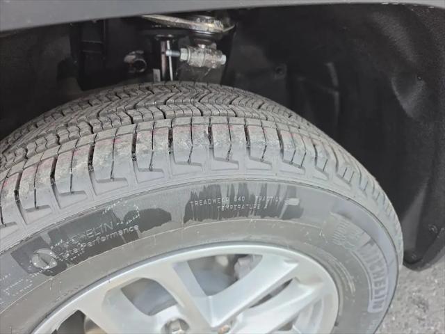 2026 Jeep Grand Cherokee Laredo 4x4