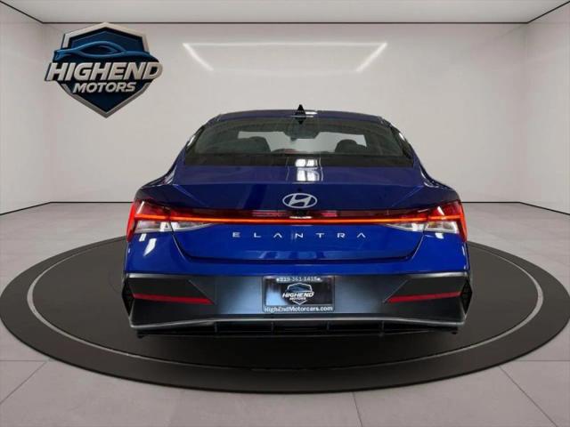 2025 Hyundai Elantra SEL Convenience