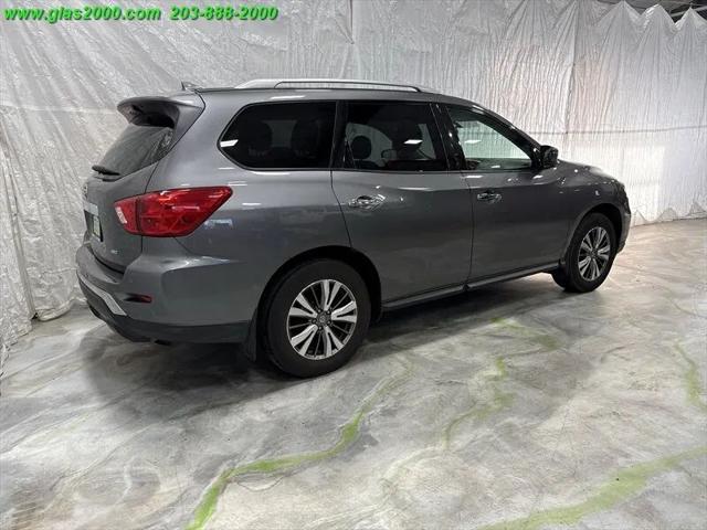 2019 Nissan Pathfinder S