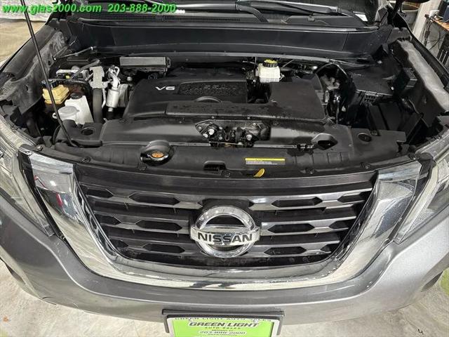 2019 Nissan Pathfinder S