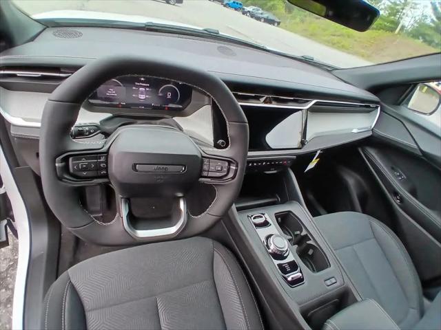 2026 Jeep Cherokee Laredo 4x4