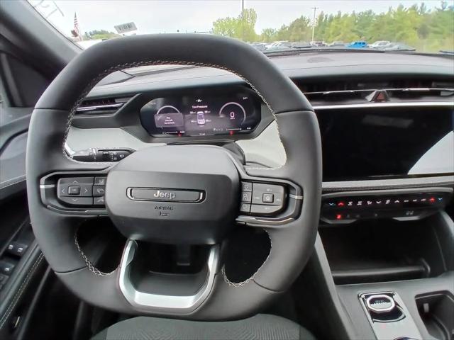 2026 Jeep Cherokee Laredo 4x4