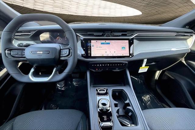 2026 Jeep Cherokee Laredo 4x4