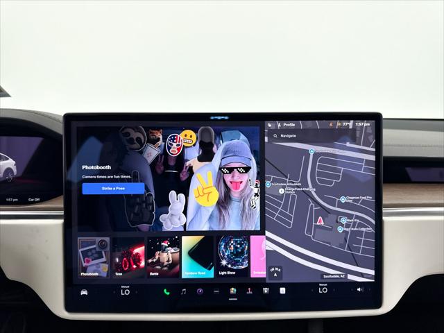 2022 Tesla Model X Dual Motor All-Wheel Drive