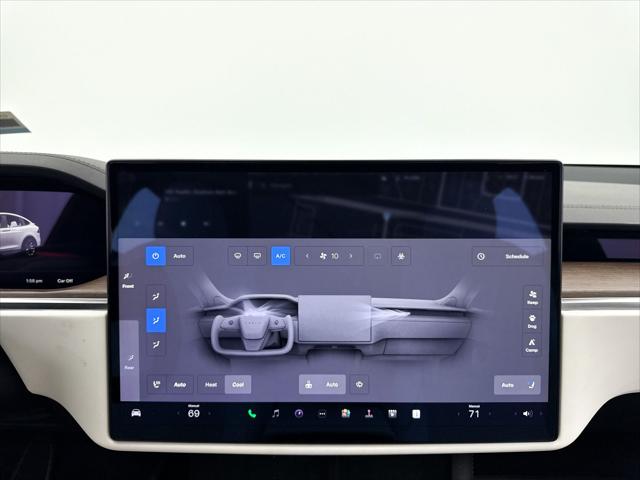 2022 Tesla Model X Dual Motor All-Wheel Drive