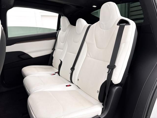 2022 Tesla Model X Dual Motor All-Wheel Drive