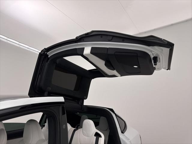 2022 Tesla Model X Dual Motor All-Wheel Drive