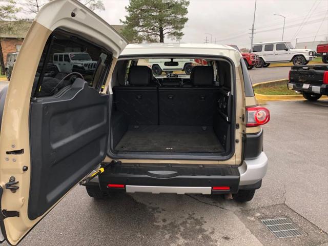 2014 Toyota FJ Cruiser Base