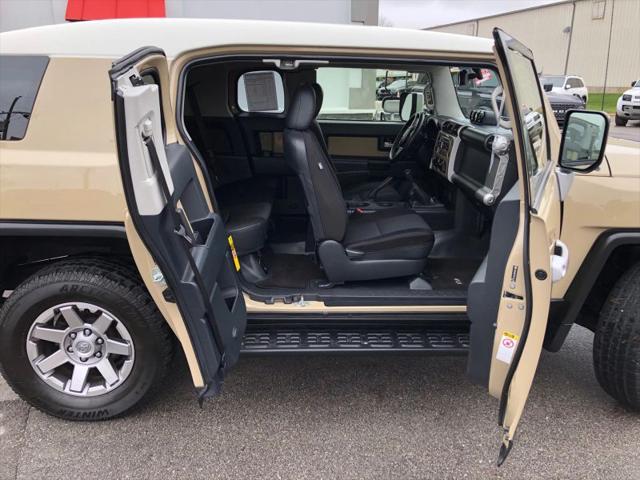 2014 Toyota FJ Cruiser Base