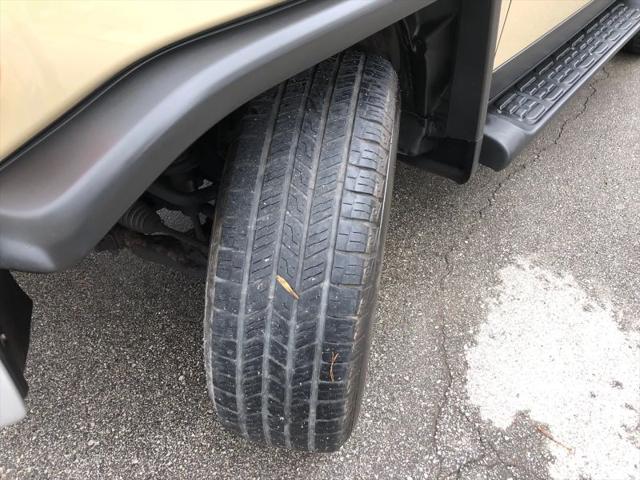 2014 Toyota FJ Cruiser Base