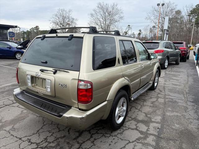 2003 INFINITI QX4 Luxury