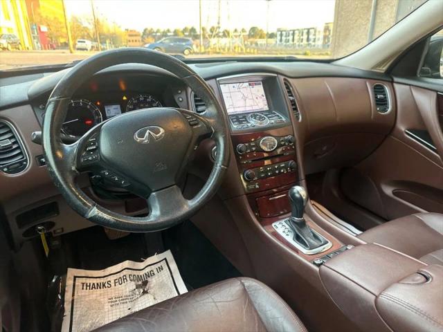 2016 INFINITI QX50 Base