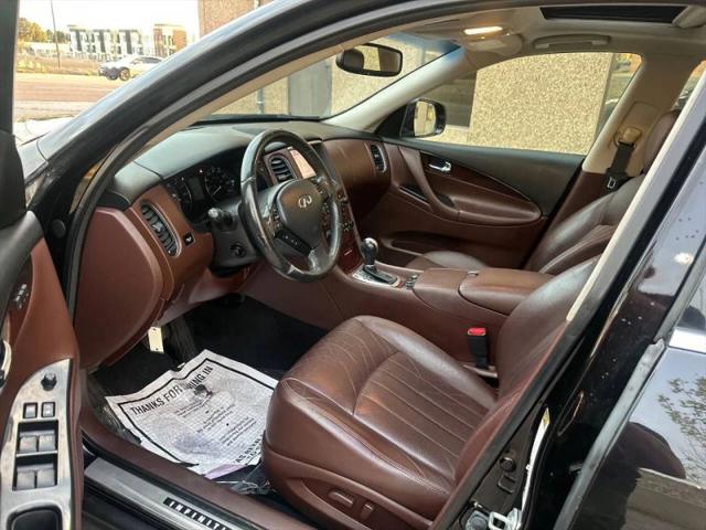 2016 INFINITI QX50 Base