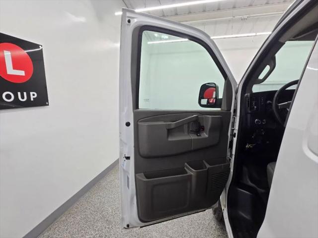 2019 Chevrolet Express Work Van