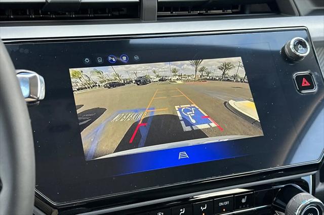 2027 Chevrolet Bolt LT FWD