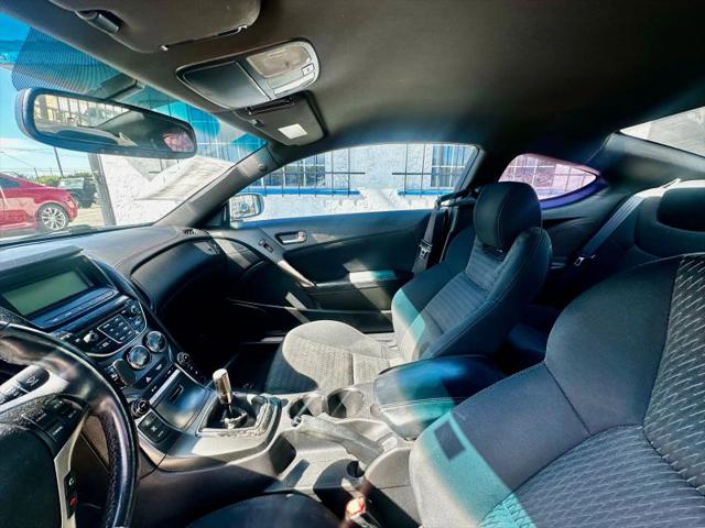 2015 Hyundai Genesis Coupe 3.8 Base