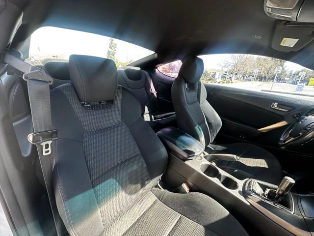 2015 Hyundai Genesis Coupe 3.8 Base