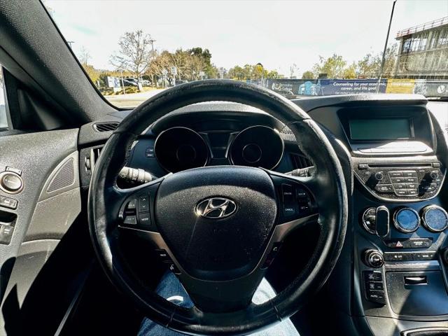 2015 Hyundai Genesis Coupe 3.8 Base