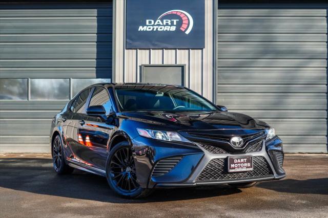 2020 Toyota Camry SE Nightshade Edition for sale in Mchenry, IL