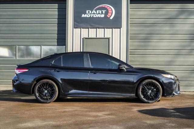 2020 Toyota Camry SE Nightshade Edition