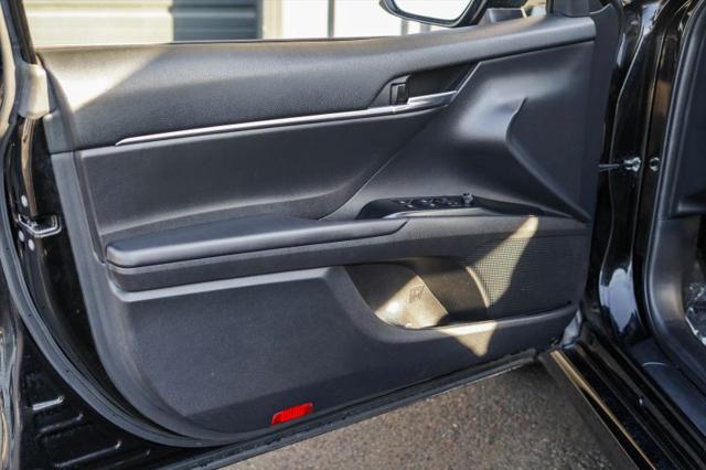 2020 Toyota Camry SE Nightshade Edition