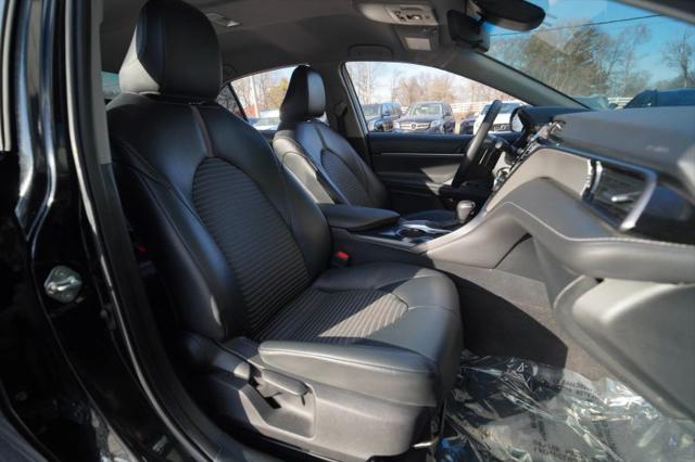 2020 Toyota Camry SE Nightshade Edition