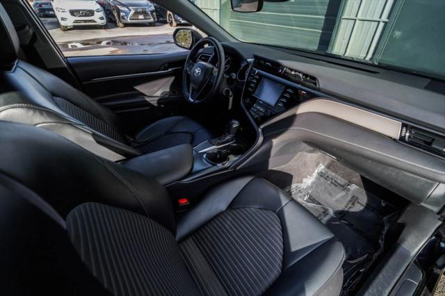 2020 Toyota Camry SE Nightshade Edition