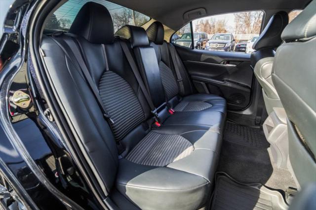 2020 Toyota Camry SE Nightshade Edition