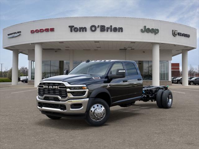 2026 RAM 5500 Chassis RAM 5500 TRADESMAN CHASSIS CREW CAB 4X4 84 CA