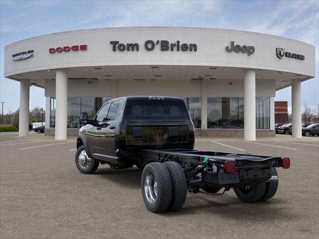 2026 RAM 5500 Chassis RAM 5500 TRADESMAN CHASSIS CREW CAB 4X4 84 CA