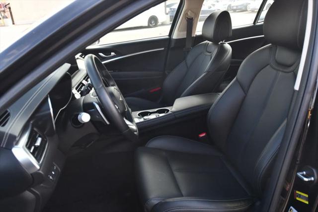 2025 Genesis G70 2.5T RWD