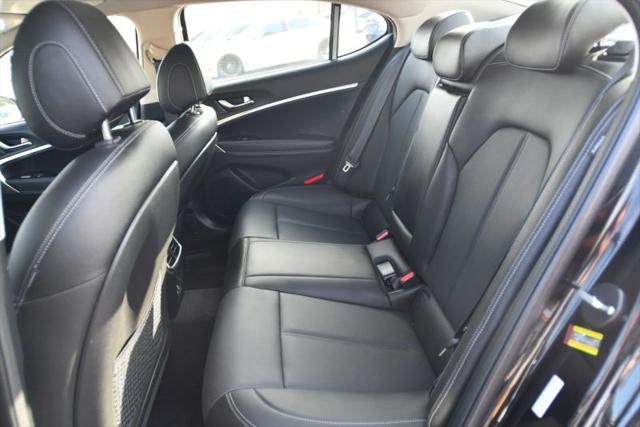 2025 Genesis G70 2.5T RWD