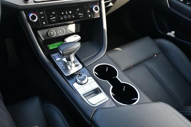 2025 Genesis G70 2.5T RWD