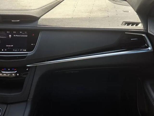 2024 Cadillac XT6 FWD Luxury