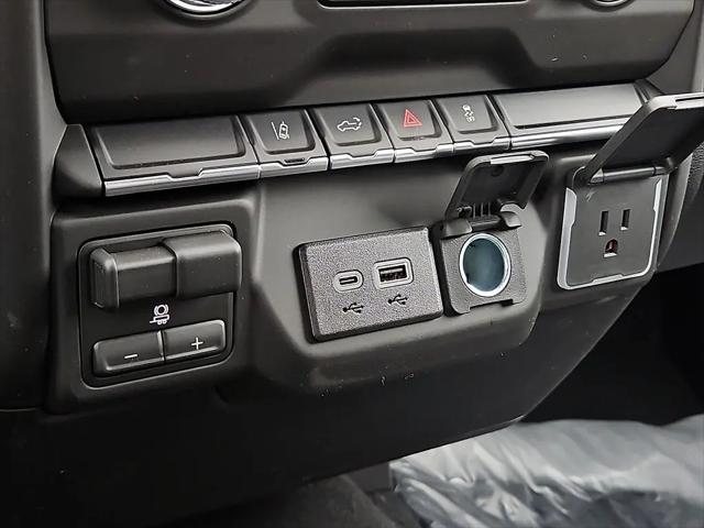 2026 GMC Sierra 2500HD Crew Cab, Standard Bed, Pro, 4WD